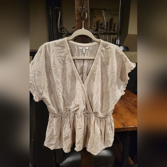 NWT Maurices Cream blouse L - Picture 4 of 4